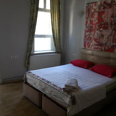 Laguna Otel Pansiyon 이즈미르 외부 사진